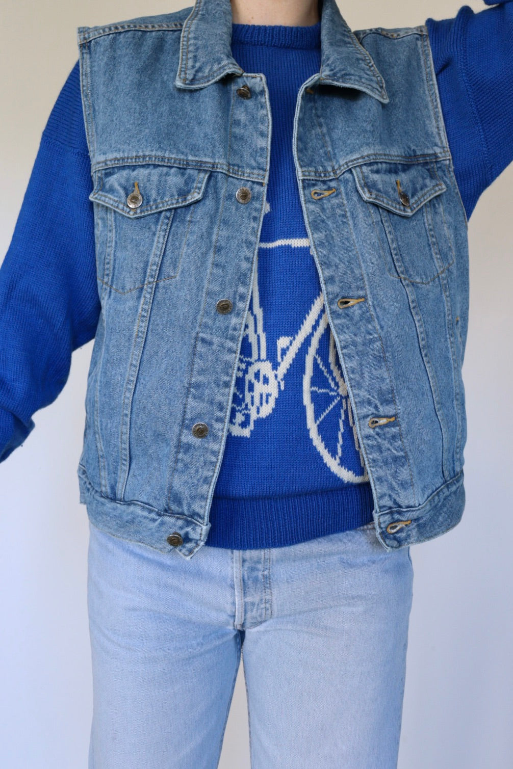 The Blue Bicycle - vintage sweater - S up to L