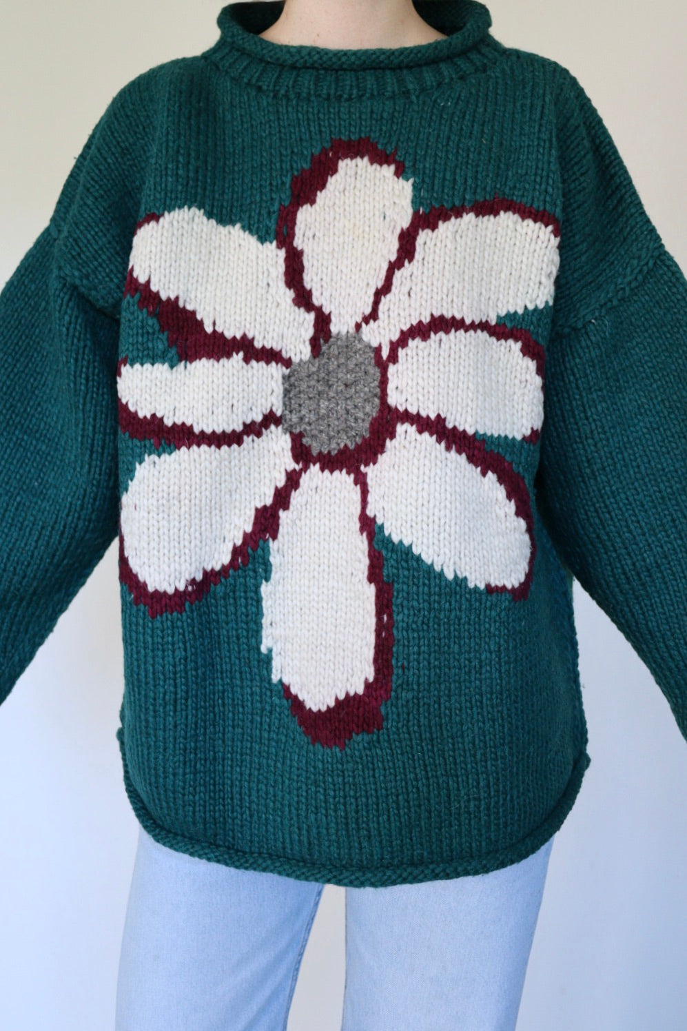 The Teal Daisy - vintage knitted sweater - S up to XXL