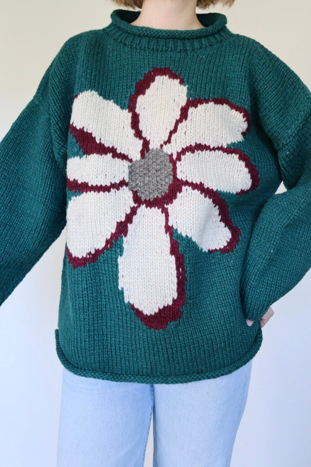 The Teal Daisy - vintage knitted sweater - S up to XXL
