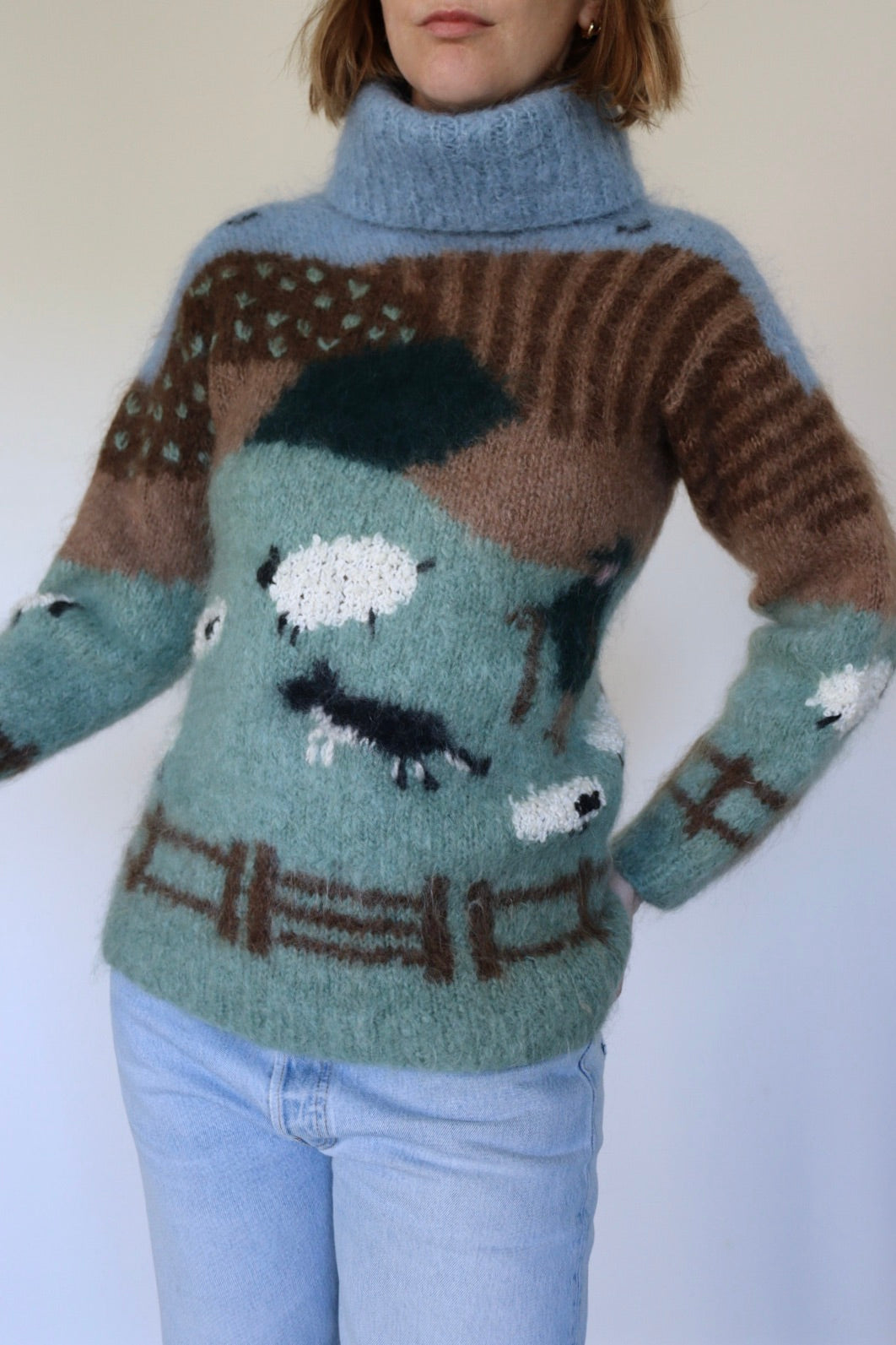 The Susie Sheeps - vintage mohair sweater - S up to M