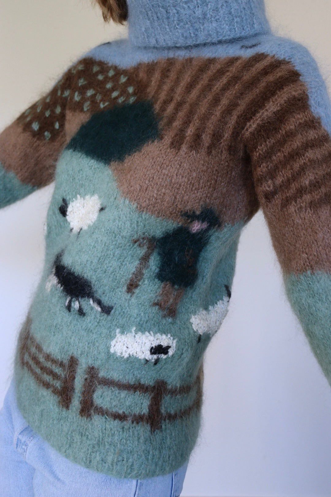 The Susie Sheeps - vintage mohair sweater - S up to M
