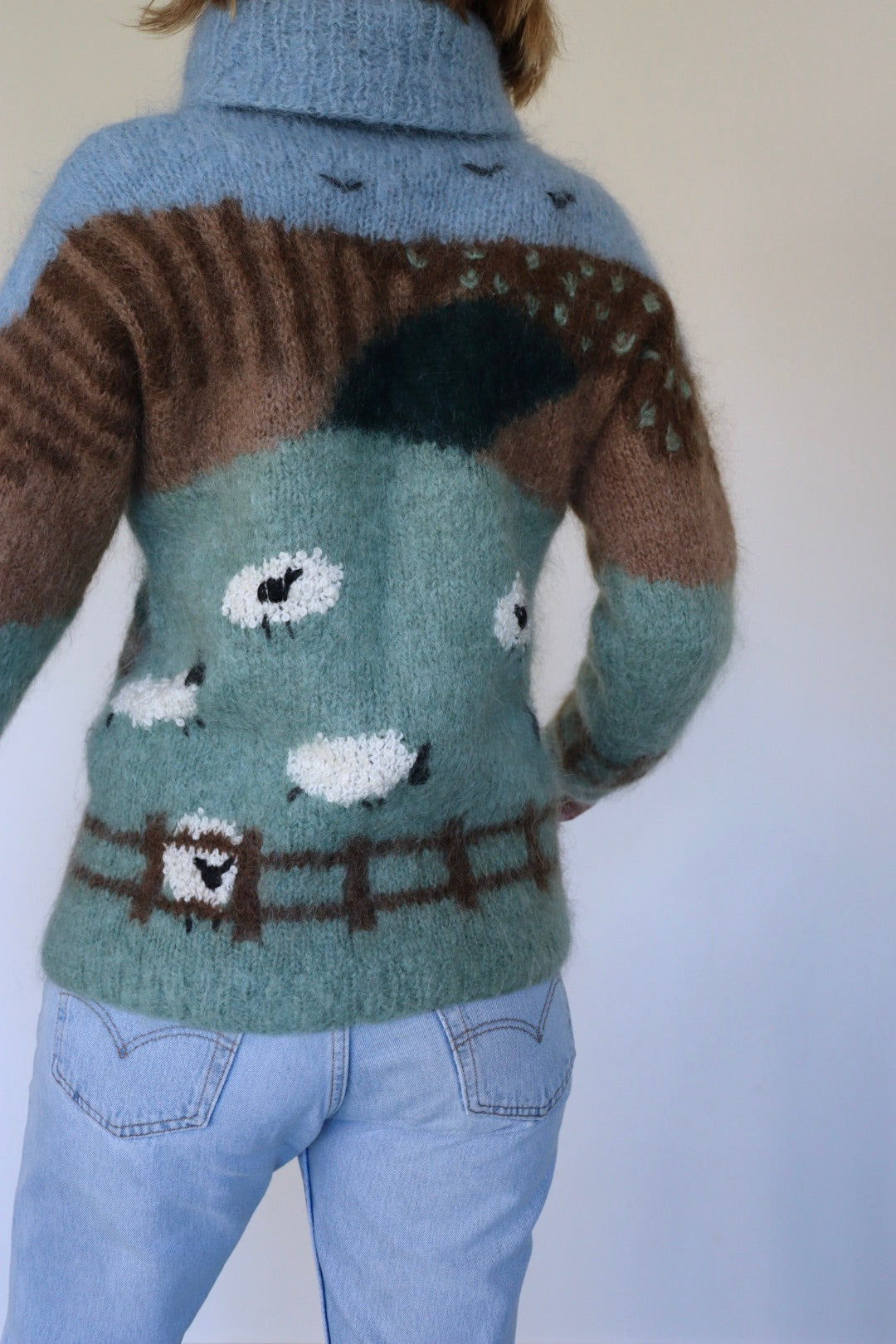 The Susie Sheeps - vintage mohair sweater - S up to M