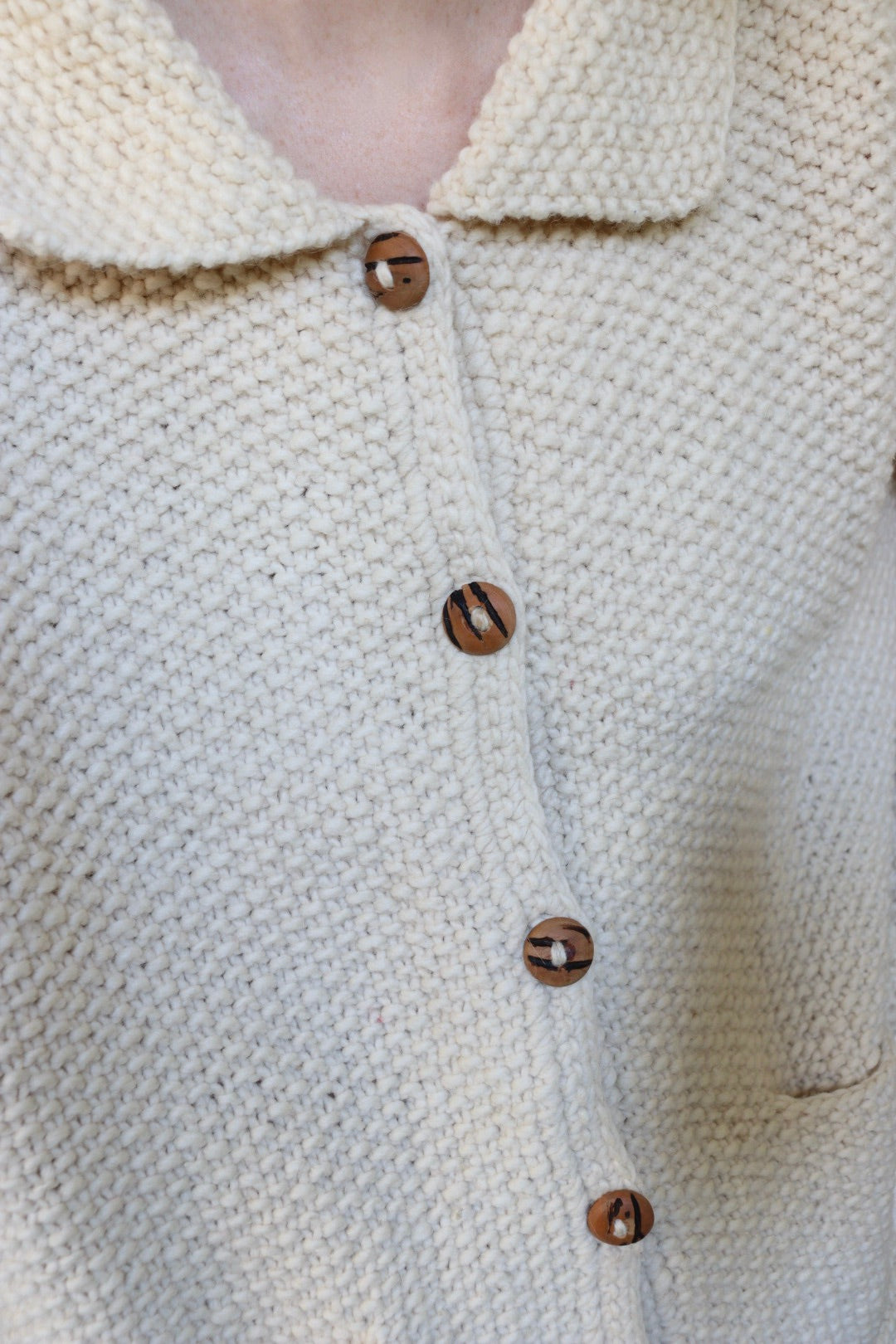 The Sunflower Surprise - vintage knitted sweater - S up to L
