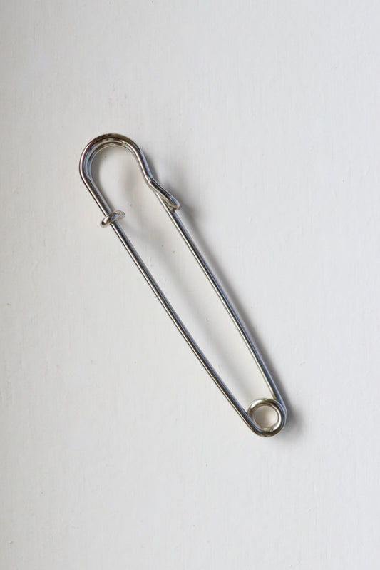 The Pin - metal pin to style your vintage items