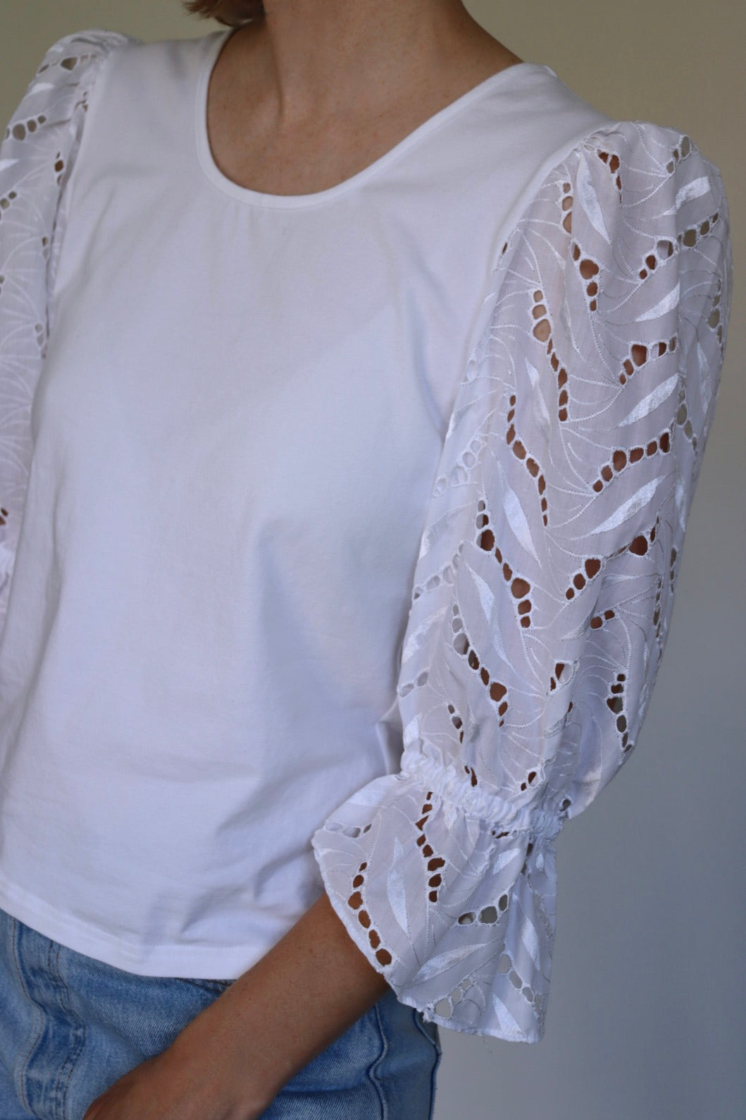 The Bold Sleeve - vintage white cotton blouse / top - S up to M/L