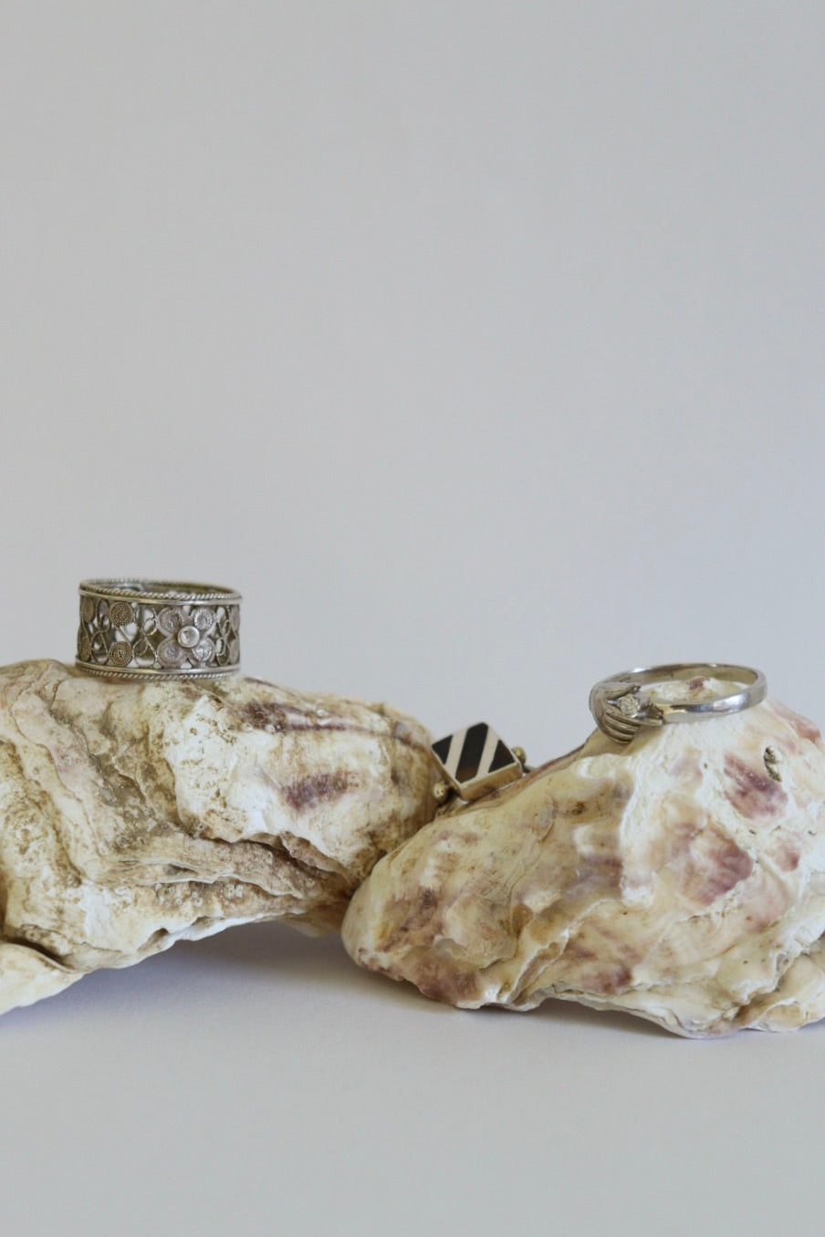 The Floral Filigree - vintage silver ring