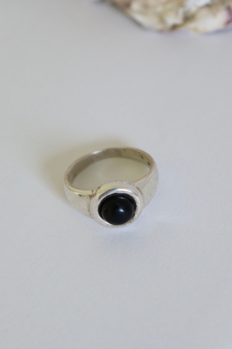 The Chunky Onyx - vintage silver ring