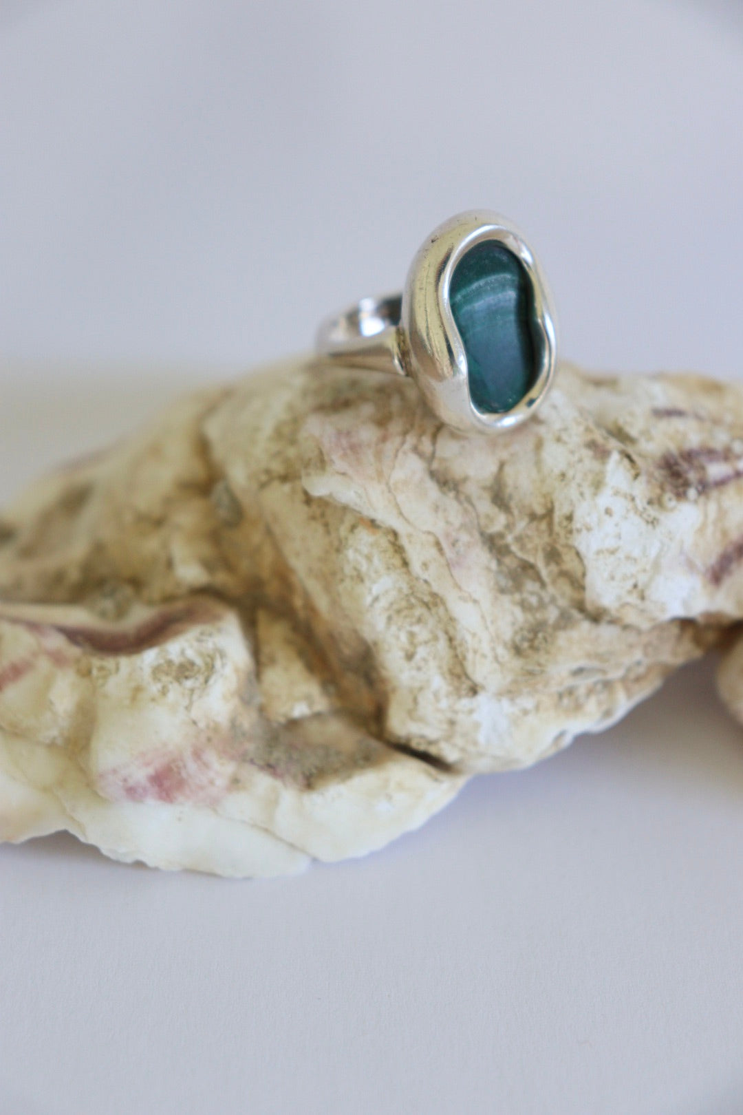 The Green Malachite - vintage silver ring