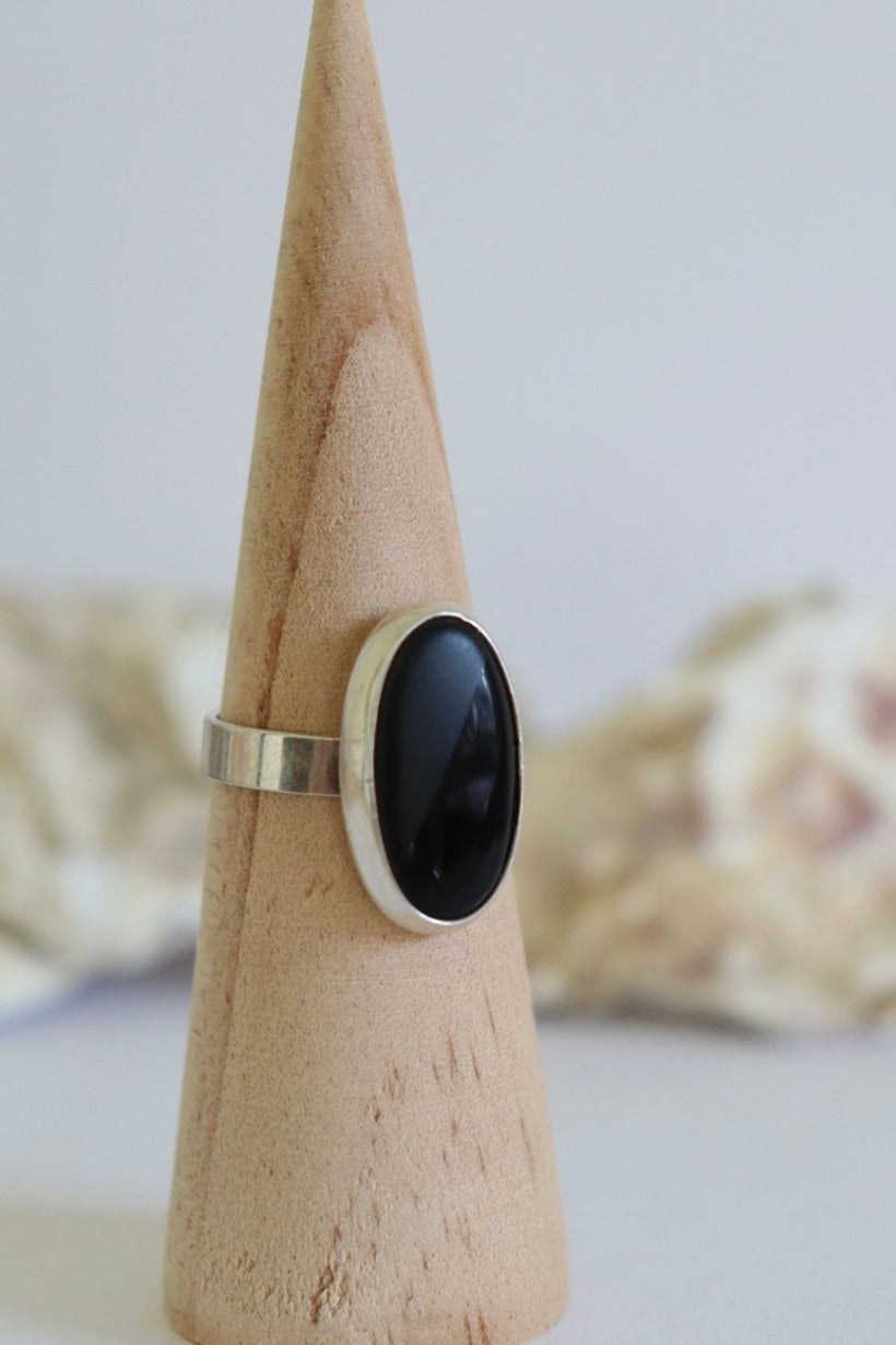 The Diagonal Onyx - vintage silver ring