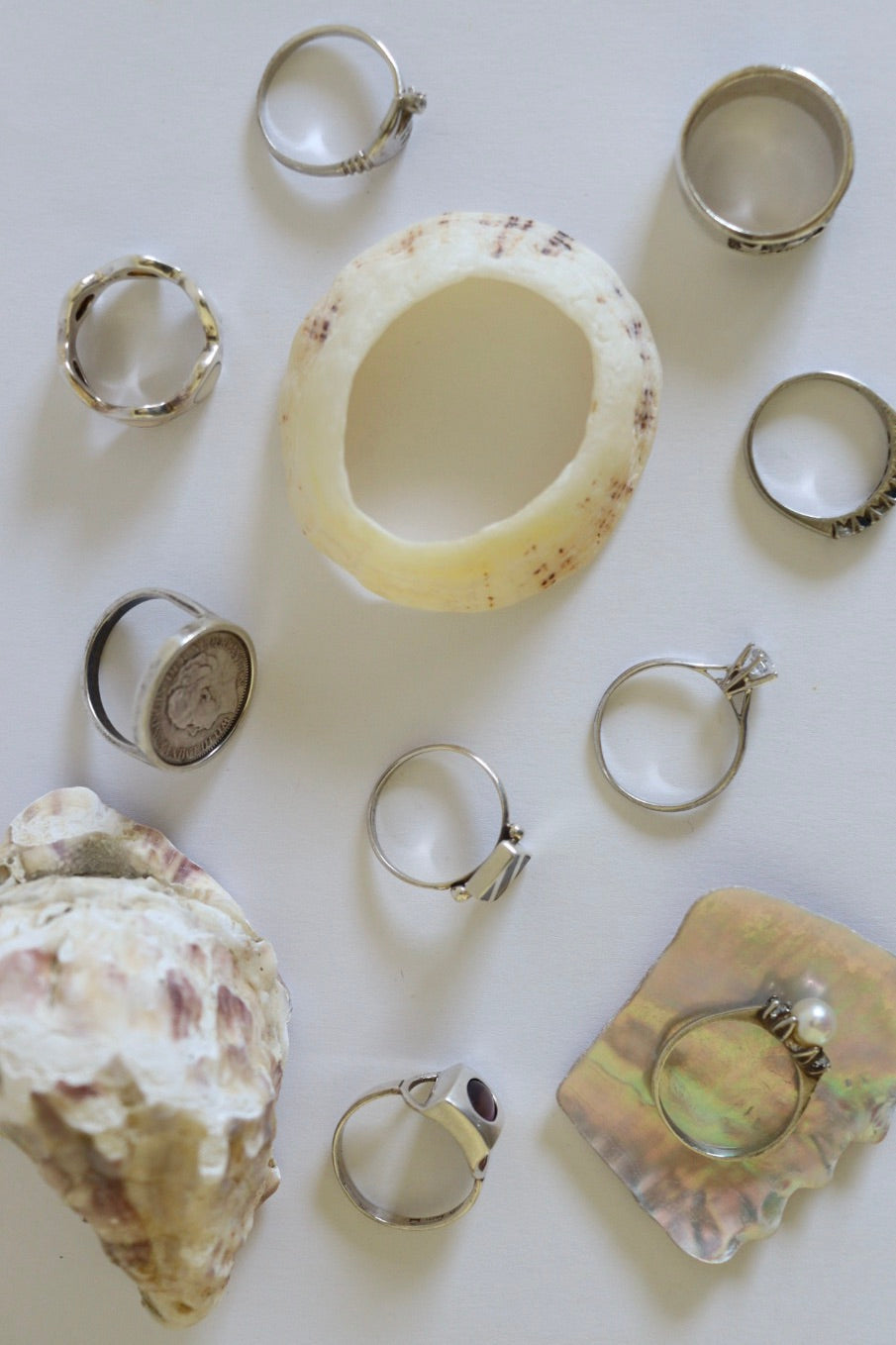 The Diamond Pearl - vintage silver ring