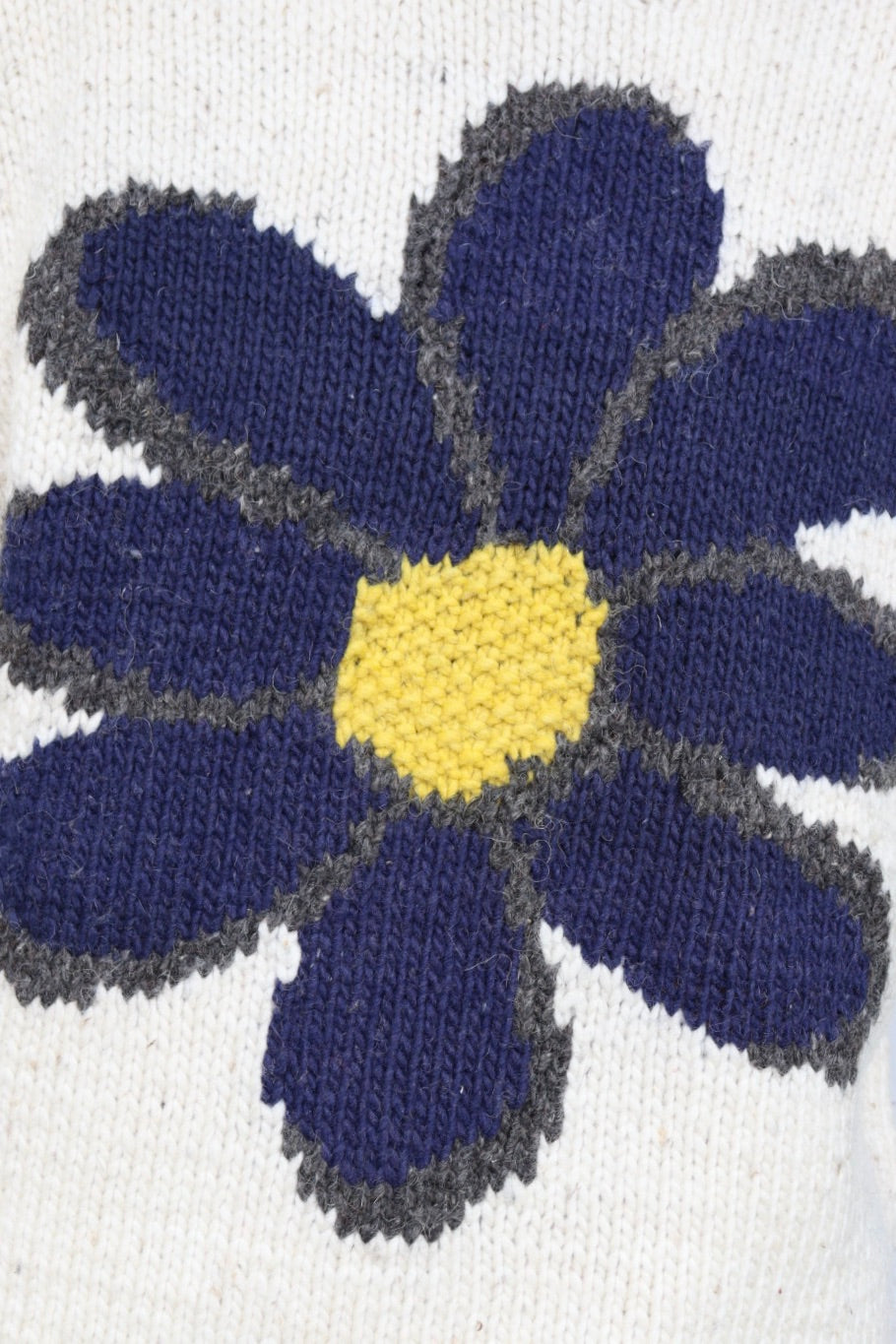 The Daisy Knit - vintage knitted sweater - S up to L