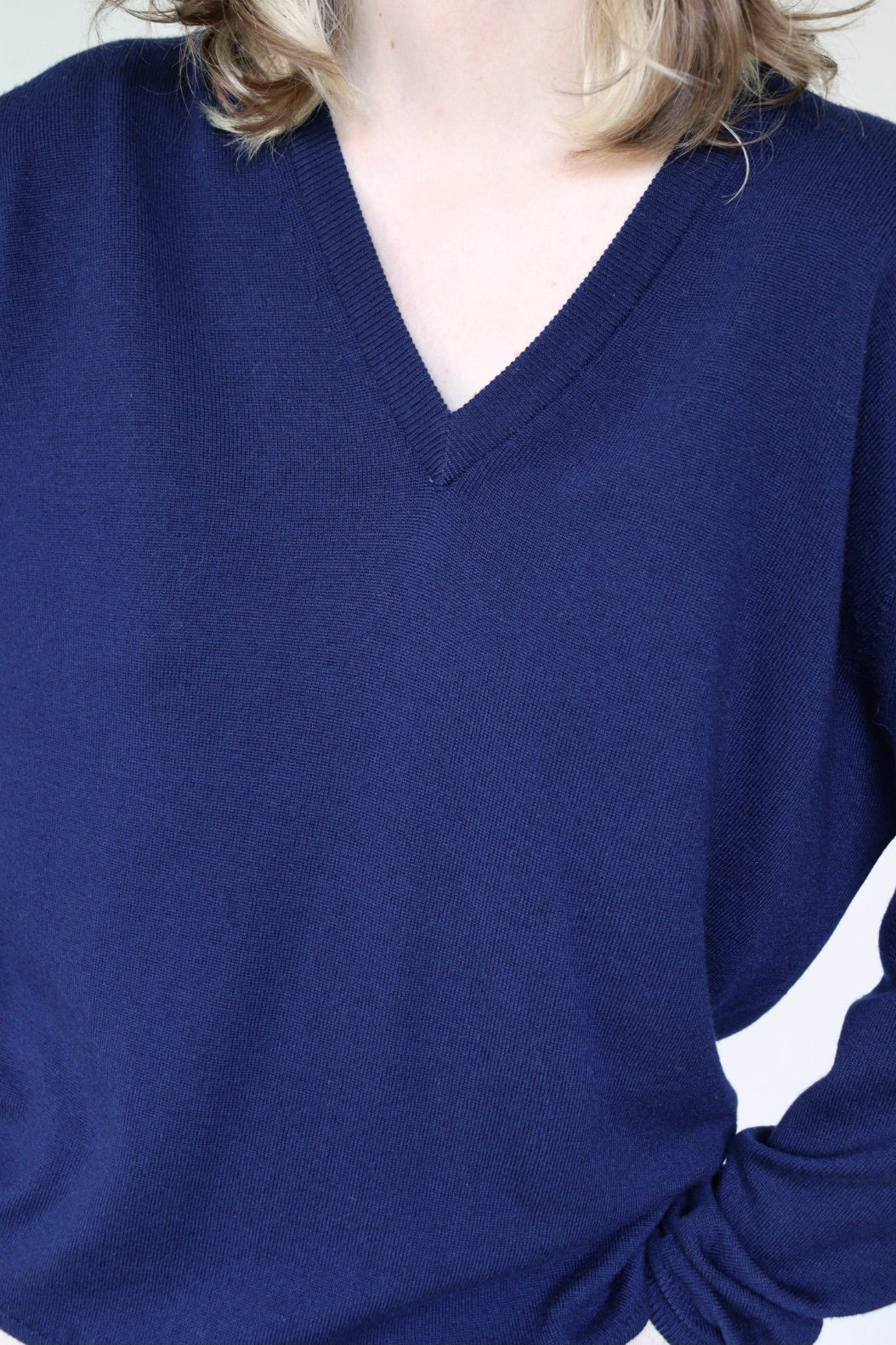 The Blue V - sweater - S up to L