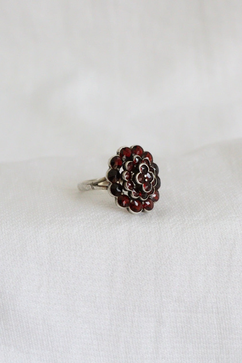 The Red Garnets - vintage silver ring