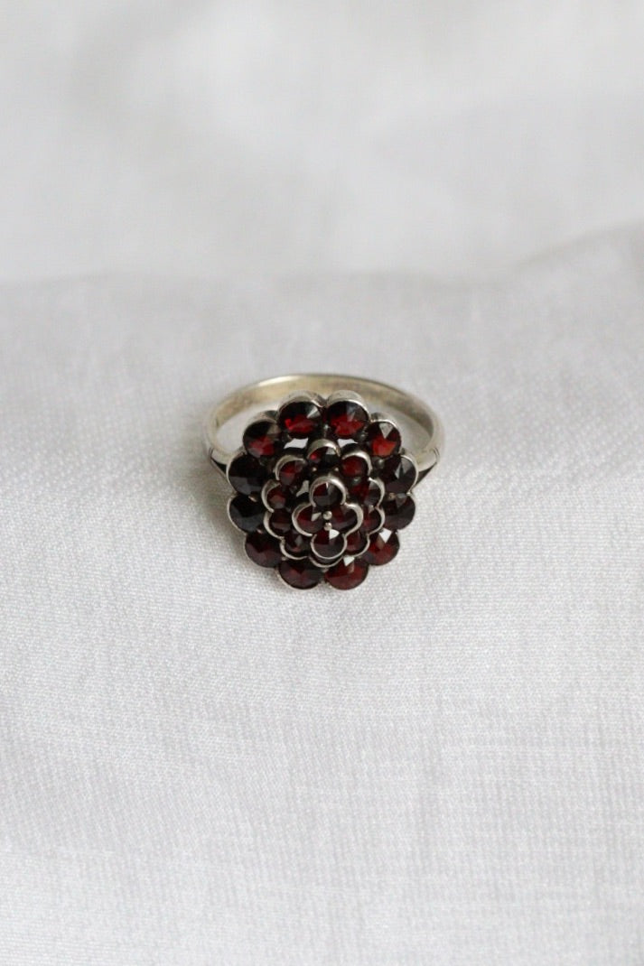 The Red Garnets - vintage silver ring