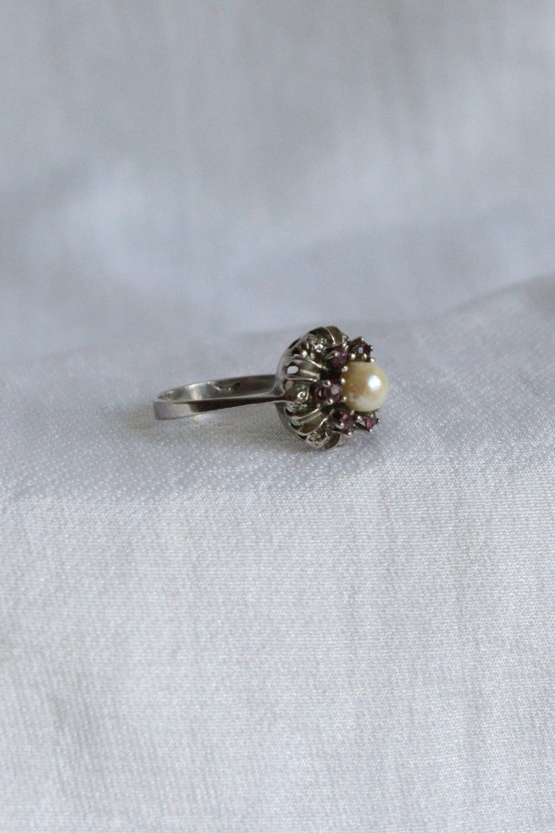 The Pearls Rosette - vintage silver ring