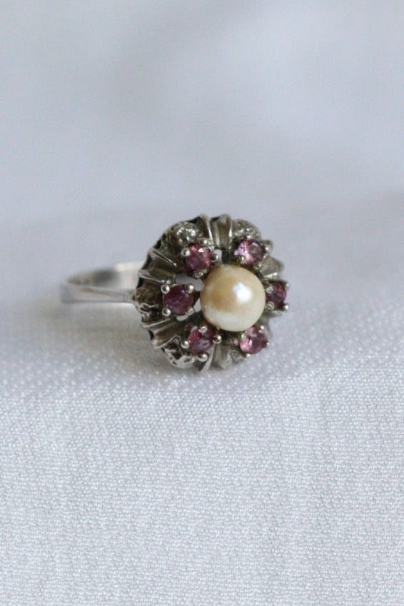 The Pearls Rosette - vintage silver ring