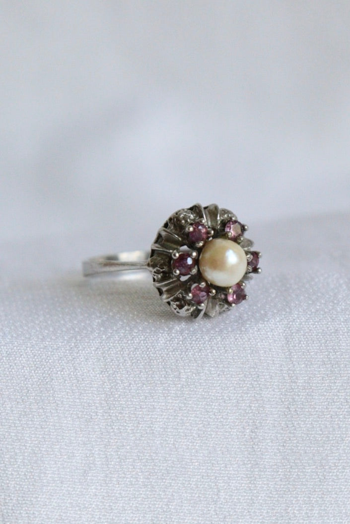 The Pearls Rosette - vintage silver ring