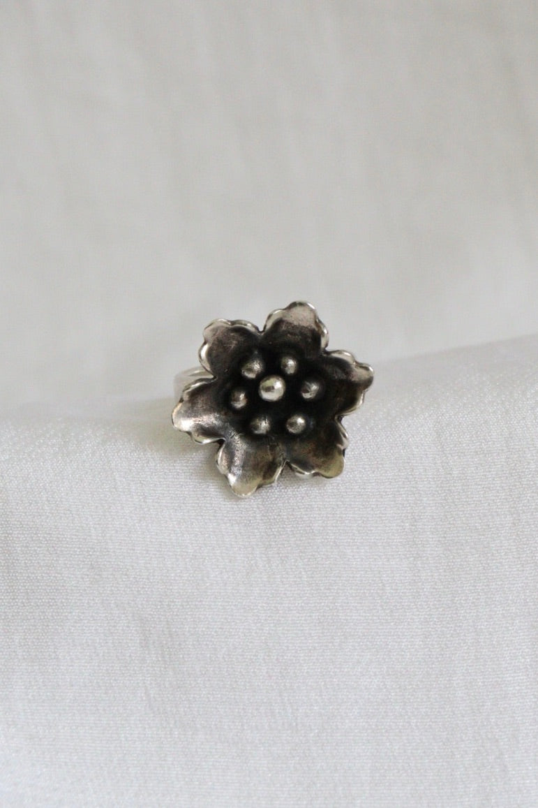 The April Hellebore - vintage silver ring