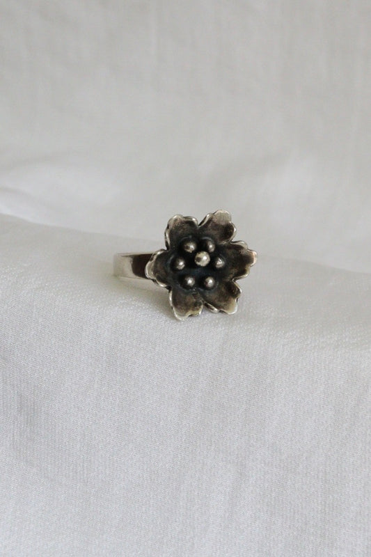 The April Hellebore - vintage silver ring