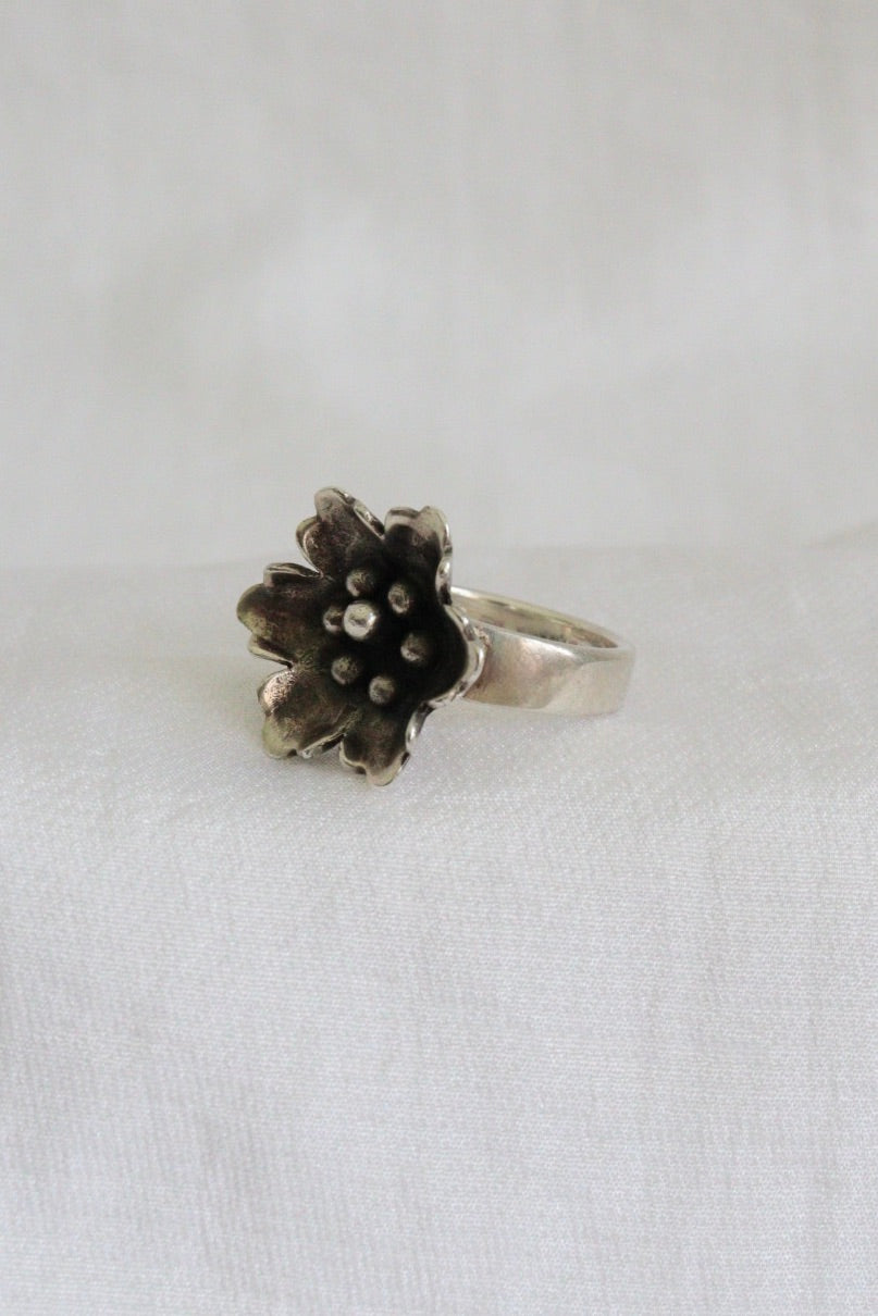 The April Hellebore - vintage silver ring